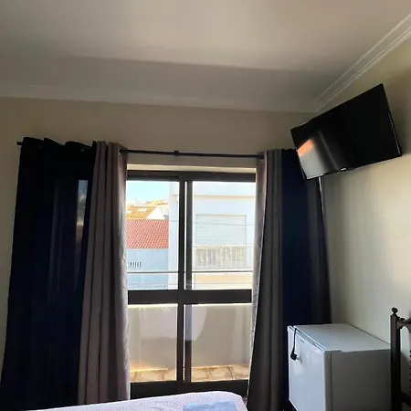 Abrigo Do Portinho Gæstehus