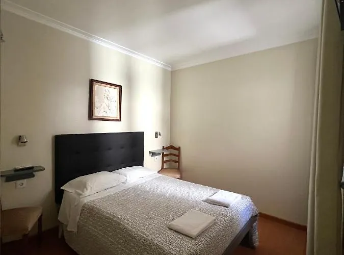 Guest house Abrigo Do Portinho Vila Praia de Ancora