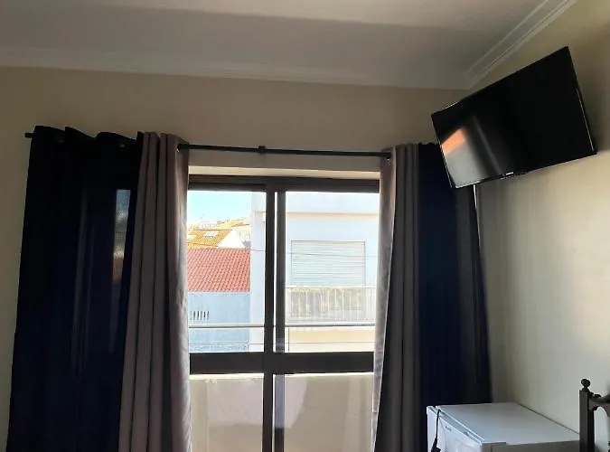 Abrigo Do Portinho Guest house